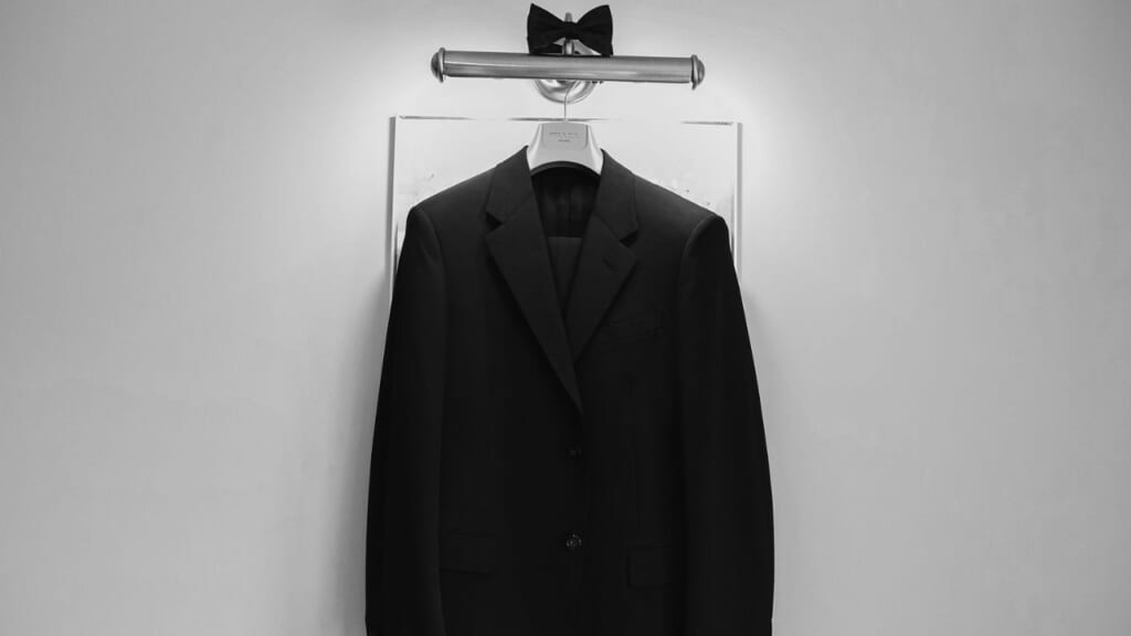 heading-388-item-jacket-display