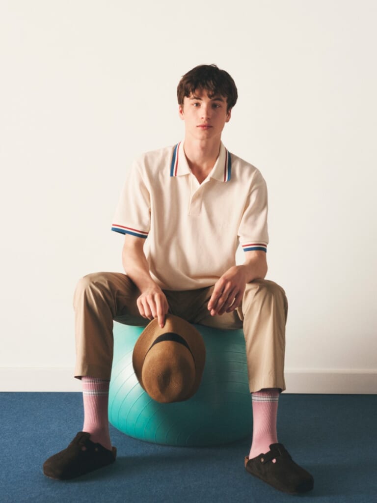 coordinate-1067-nothing-polo-shirt-half-pants-sneakers