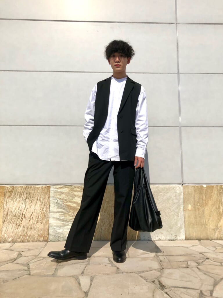 coordinate-1029-vest-shirt-wide-pants-leather-shoes